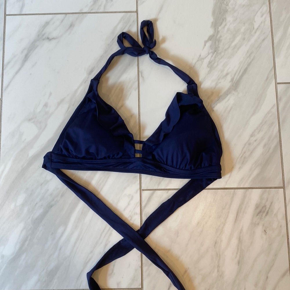 Kona Sol navy bikini top for a D/DD